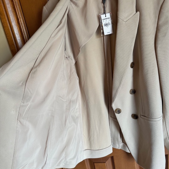 Women's Double Breasted Knit Stretch Blazer from Express, NWT  size Large - Picture 11 of 13